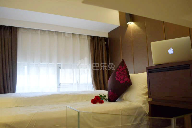 合生利街心公园店1835434卧室图0