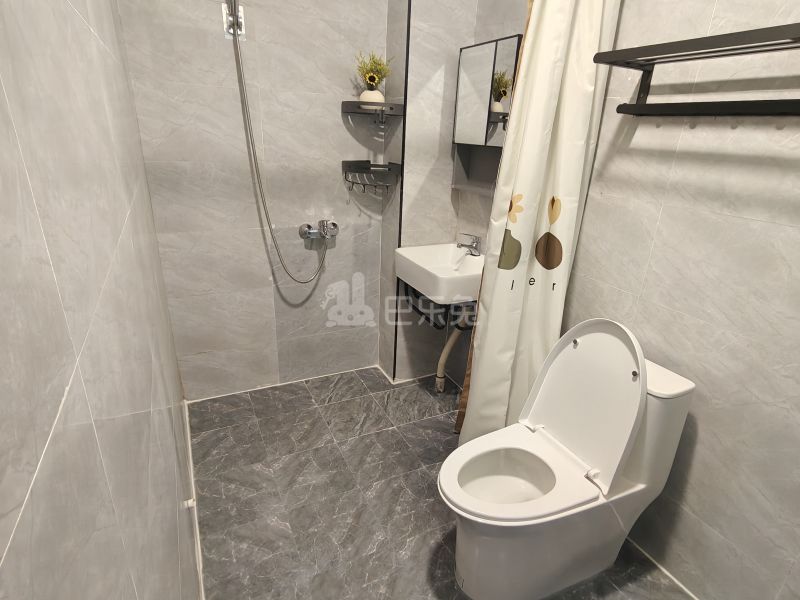 瑞易公寓18361276卫生间图5