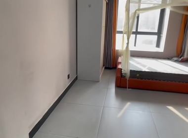 钱江五苑 1室1厅1卫