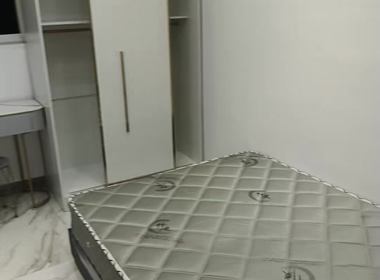 红光中心村（凌志路100弄） 