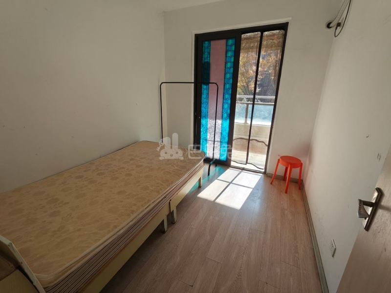 鸿意万嘉18373910周边环境图0