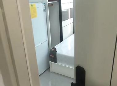 红光中心村（凌志路100弄） 