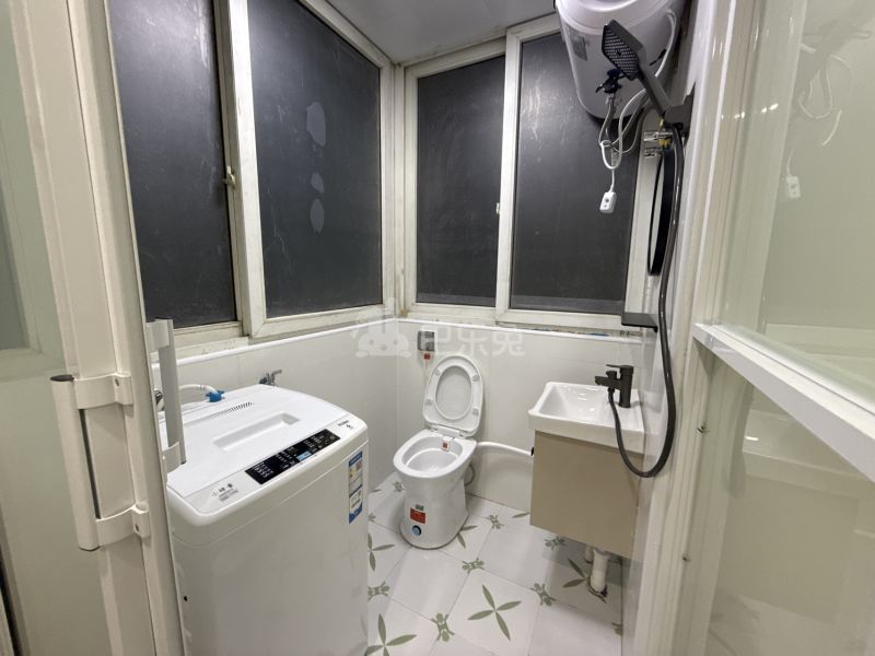 康德公寓18390844卫生间图4