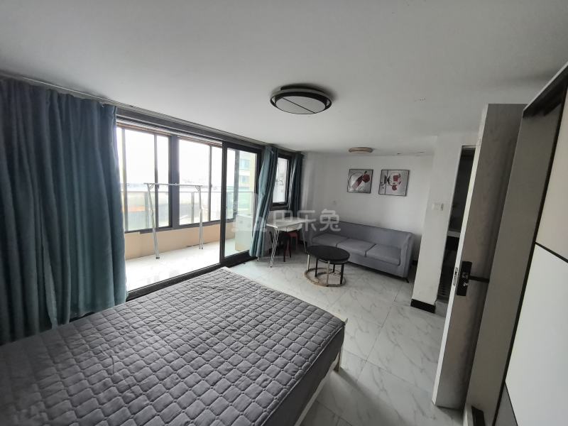 青浦绿地中心柏源晶舍18403831卧室图3