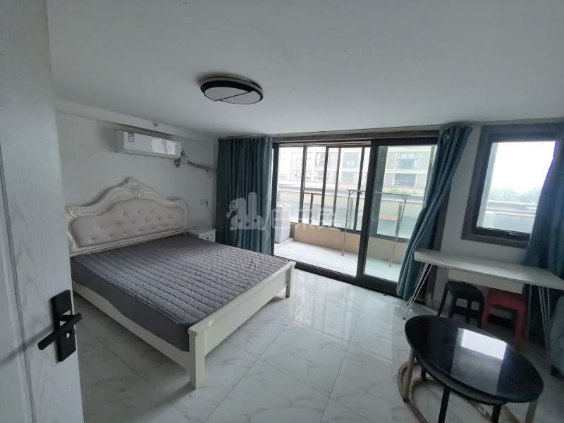 青浦绿地中心柏源晶舍18403831卧室图0