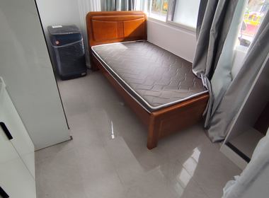 红光中心村（凌志路100弄） 