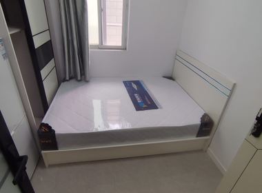 红光中心村（凌志路100弄） 