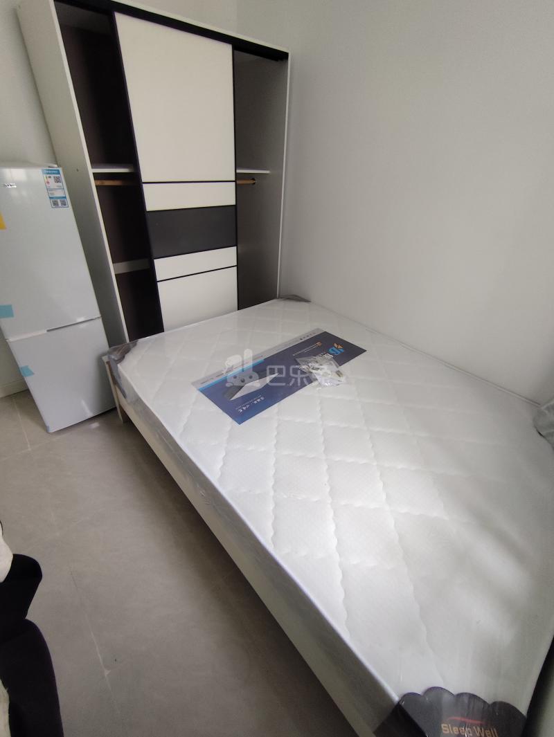 红光中心村（凌志路100弄）18413219卧室图1