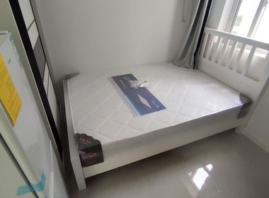 红光中心村（凌志路100弄） 