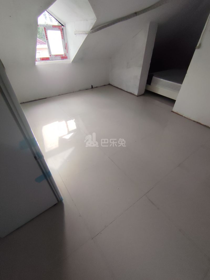 红光中心村（凌志路100弄）18413243卧室图3