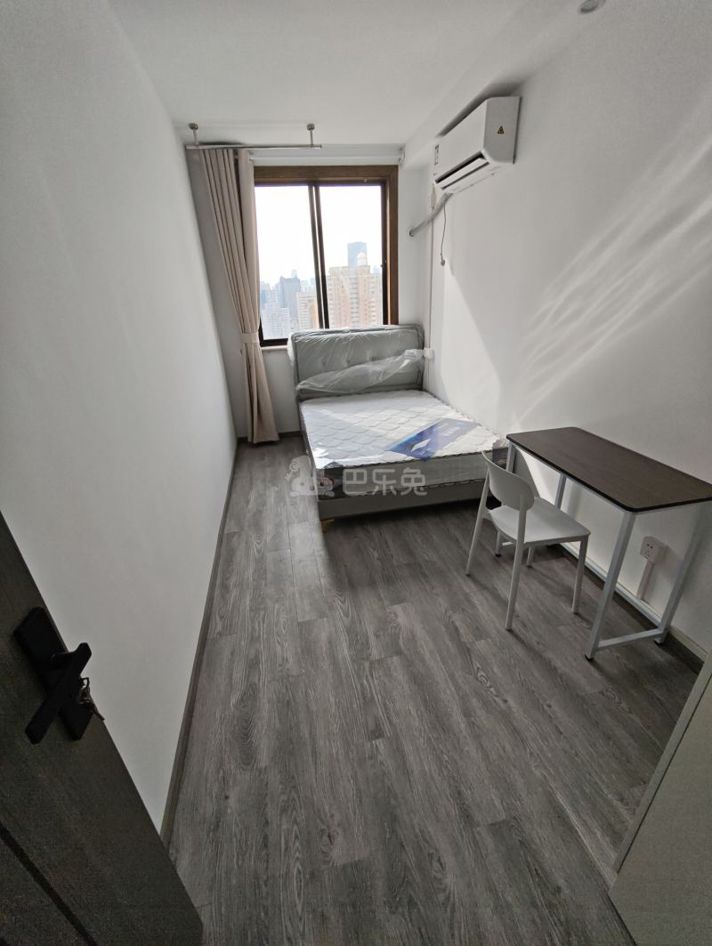 虹口商城18414675卧室图0