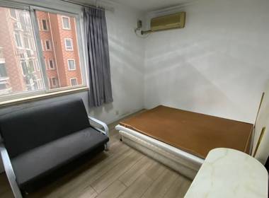 日高公寓 1室0厅0卫