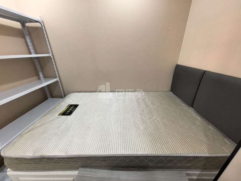 宝龙公寓18422356卧室图1