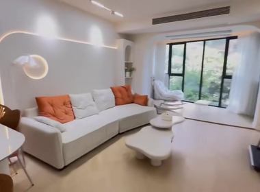 金汇华光城 3室2厅2卫