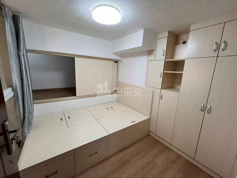 龙光玖钻丙期18472848周边环境图1