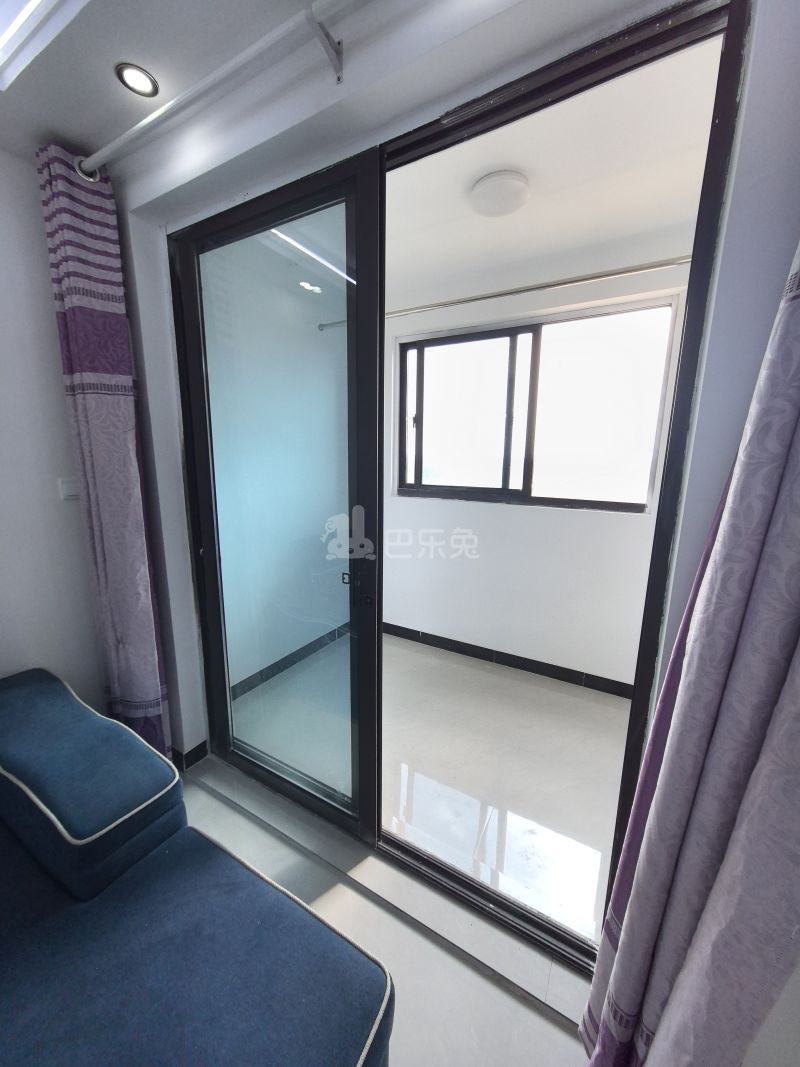 良景佳苑18479792客厅图6