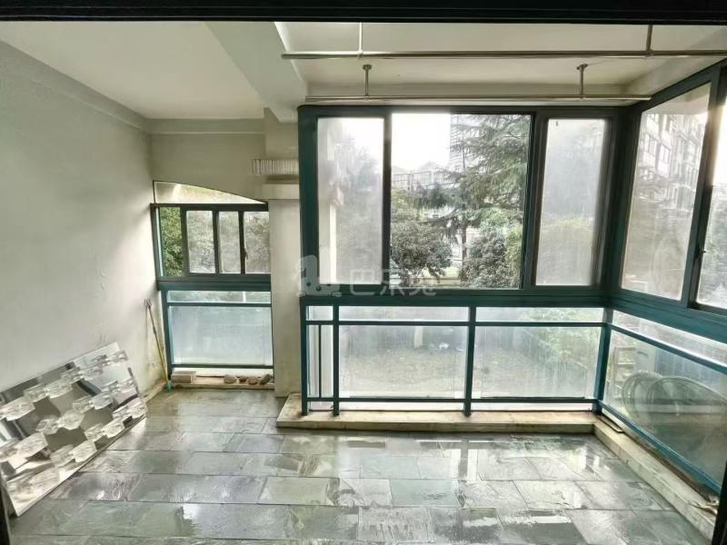 托乐嘉单身公寓18481419周边环境图0