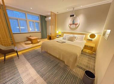 文豪苑 1室0厅1卫