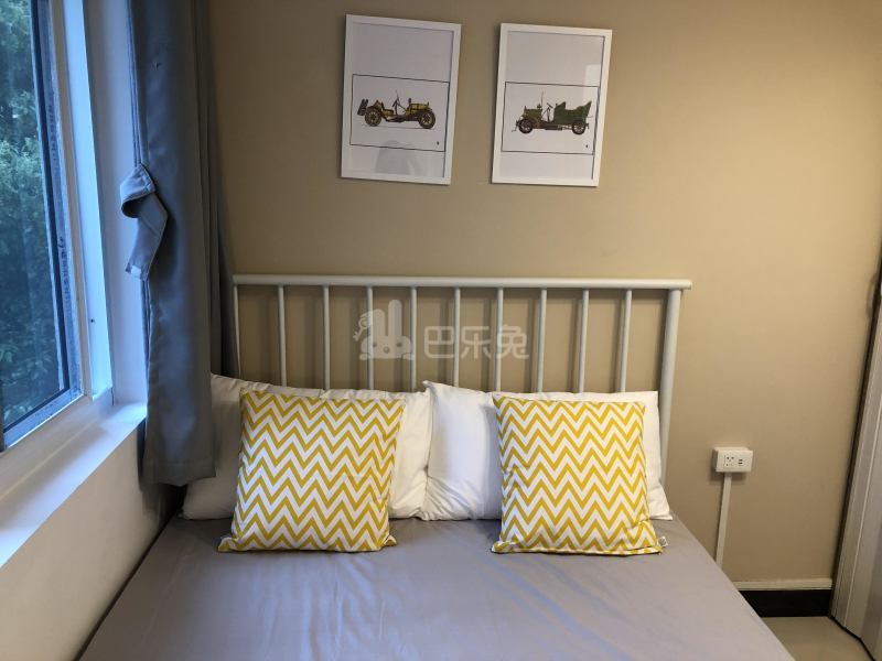 连波路66弄小区1949204卧室图0