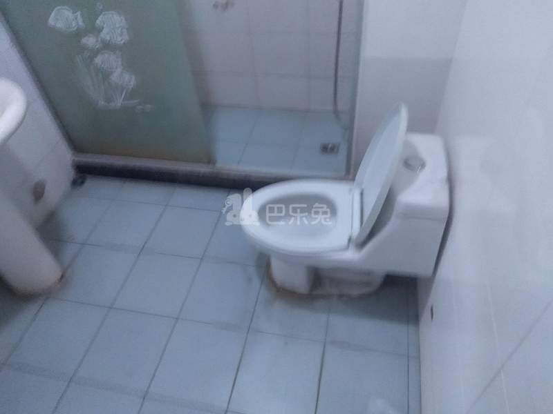 月泉湾名邸2039932卫生间图10