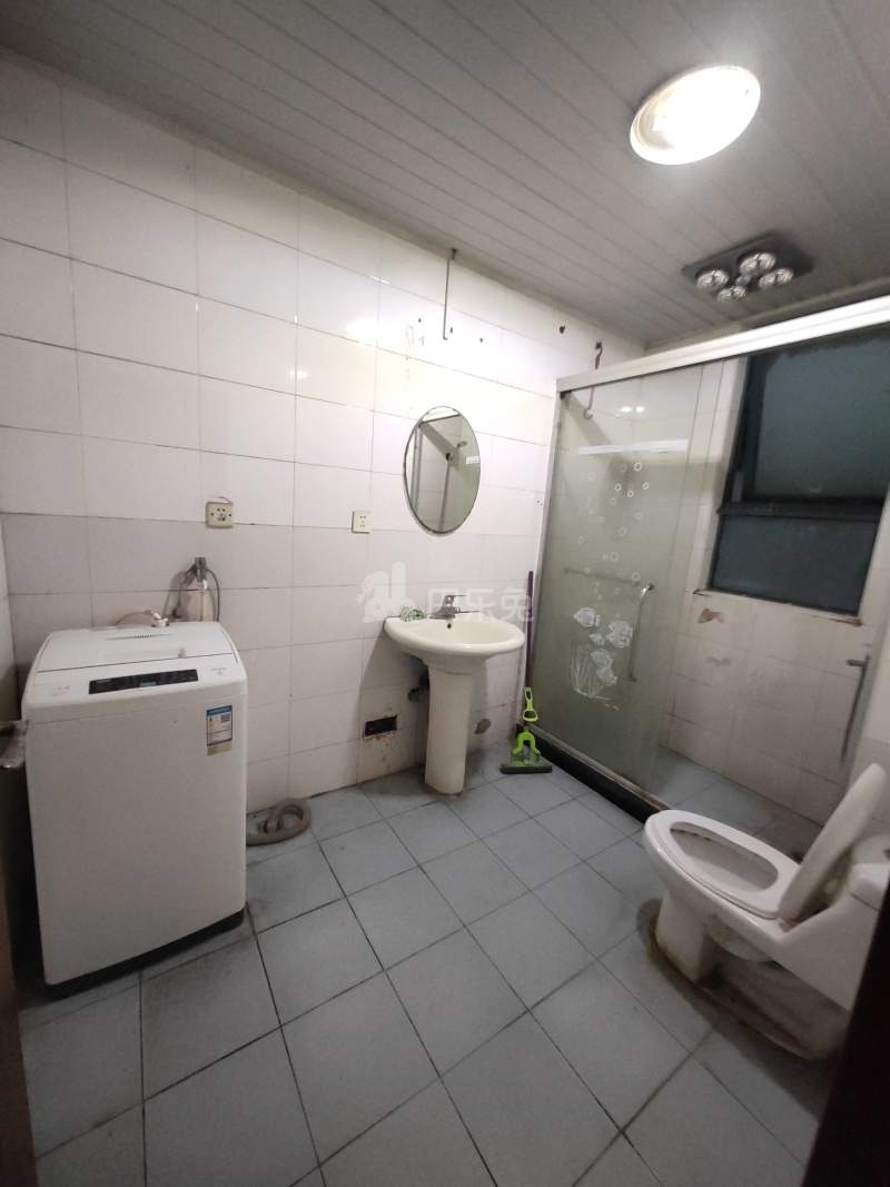 月泉湾名邸2039932卫生间图9