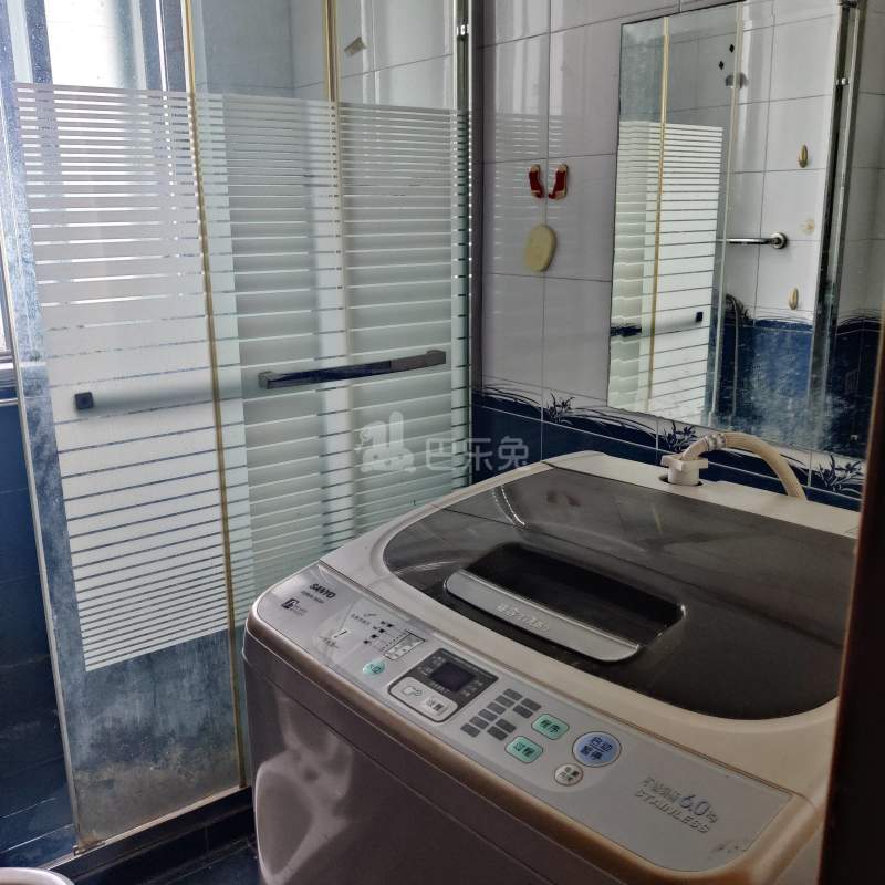 周康二村9323099卫生间图12