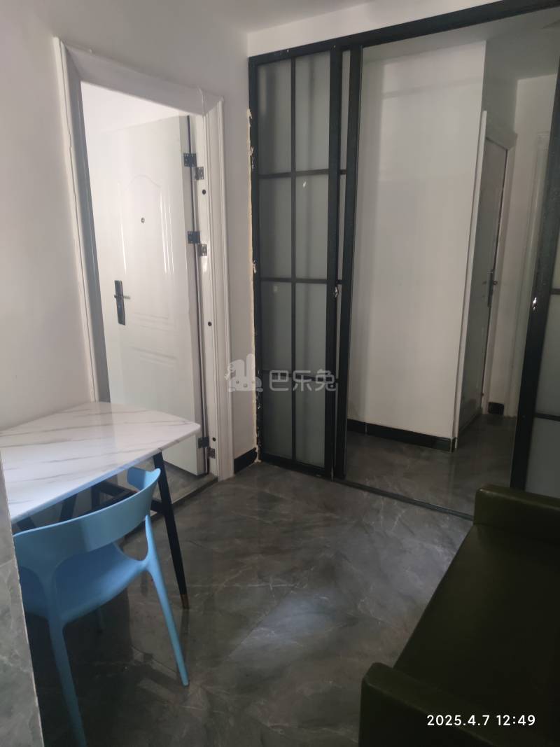 樟盛苑209030客厅图4