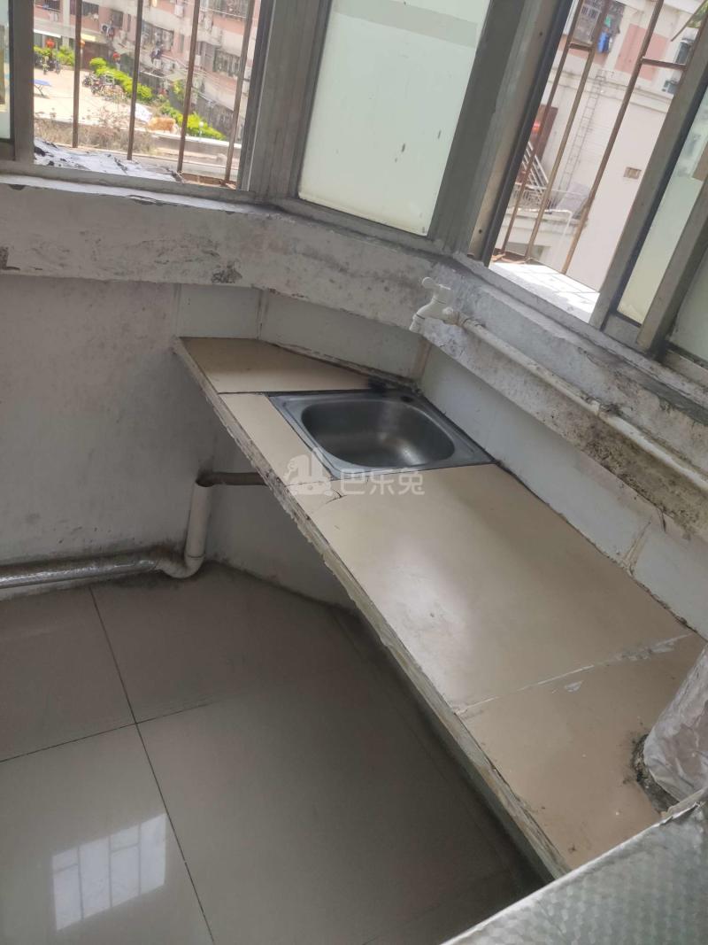 南贸花园2118156厨房图5