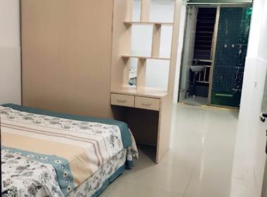 源龙公寓 1室0厅1卫