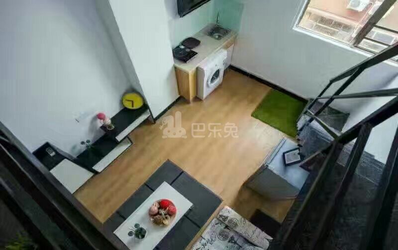 前航SOHO都市公寓2129999客厅图2