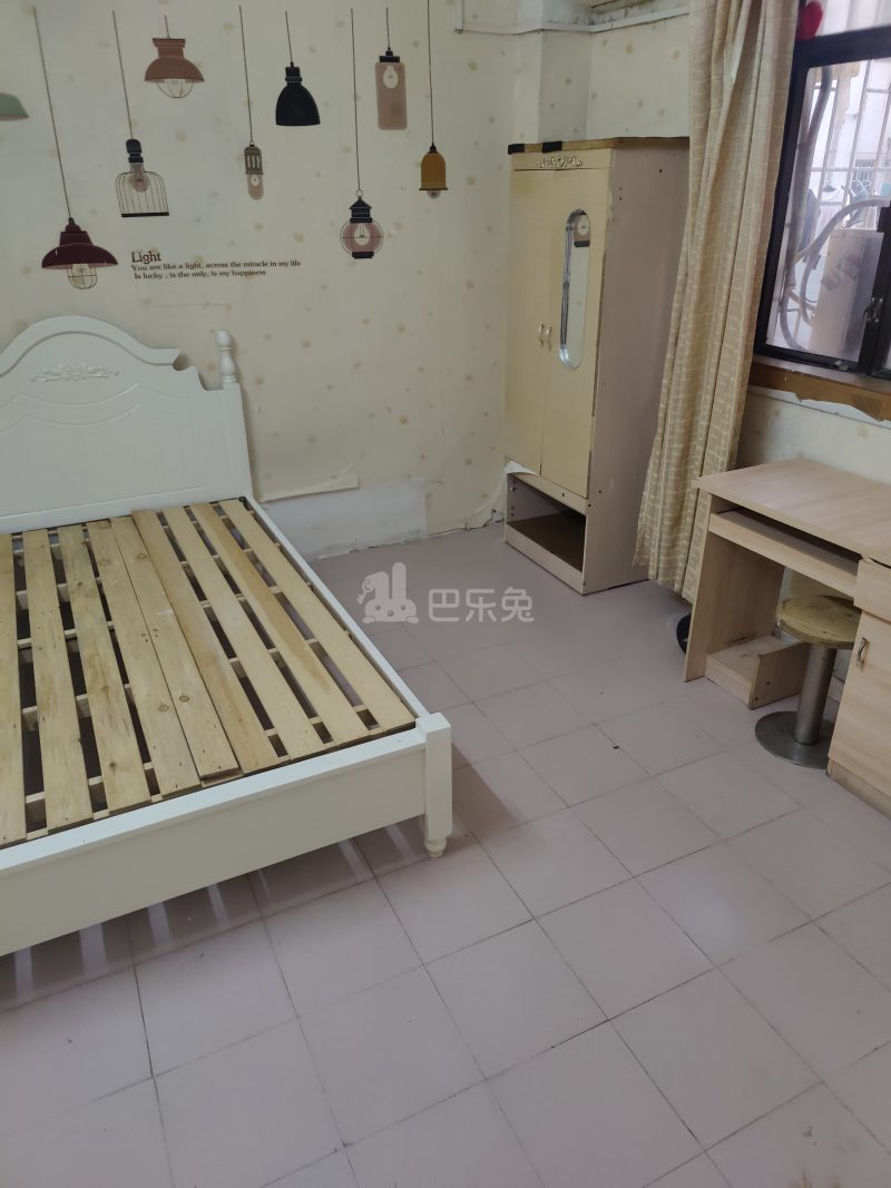 后海第一统建楼2132318卧室图0