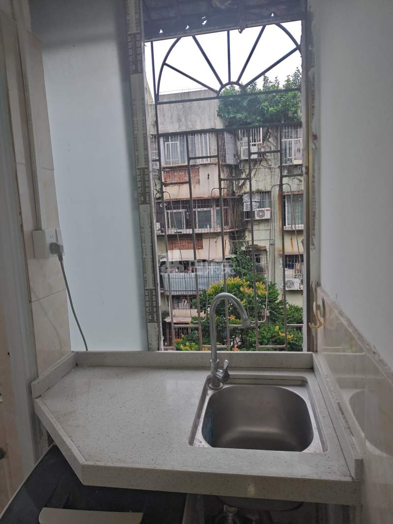 南油生活B区2135046卧室窗户图6