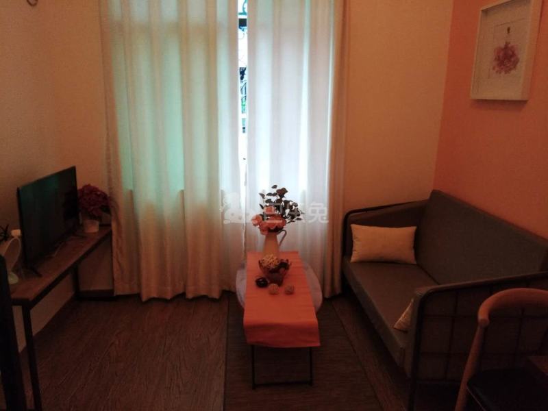 易家青年公寓（深圳）2162503客厅图1