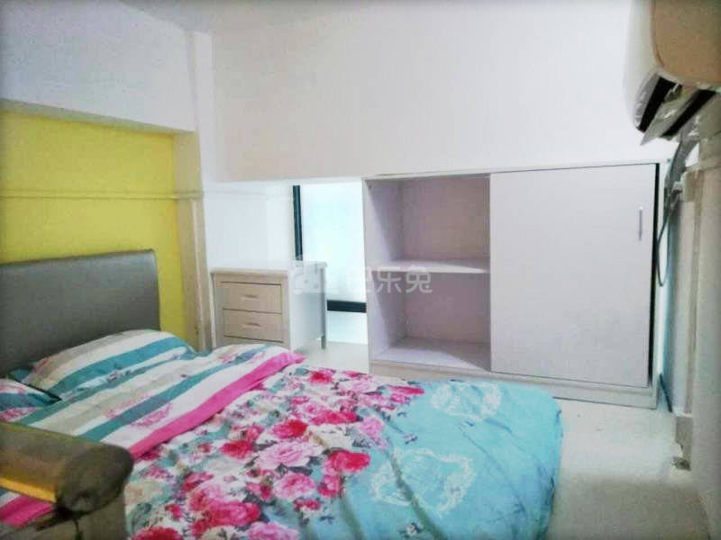粤鹏湾（南坑店）2167431卧室图1