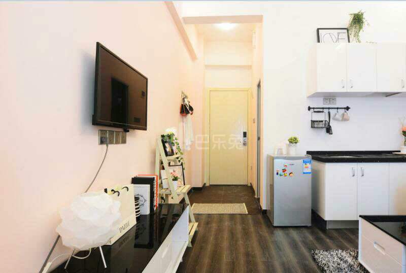 18+plus公寓（横岗店）2168022卧室图0