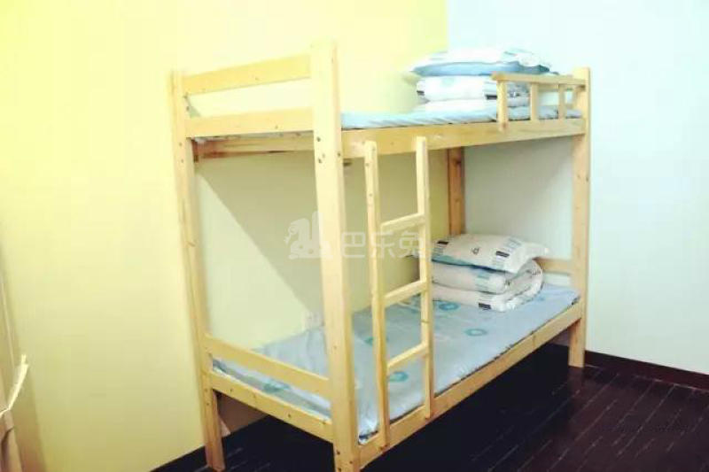 起点青年公寓（玄武门店）2171737卧室图1