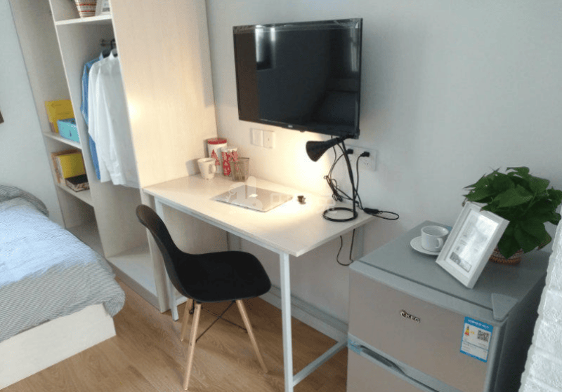 无砎公寓凤凰西街店2172010卧室图2