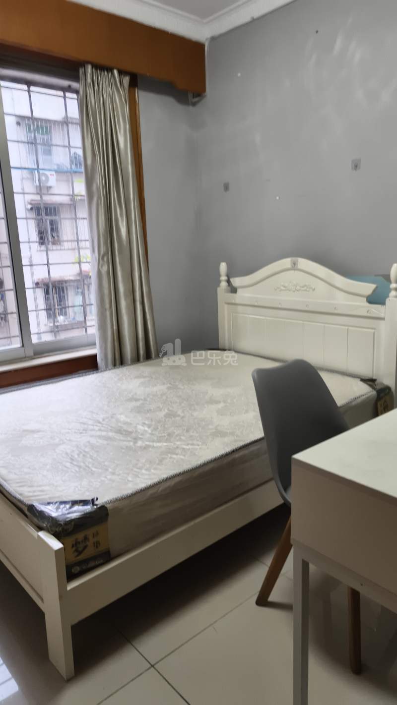 福园小区2172502卧室图1