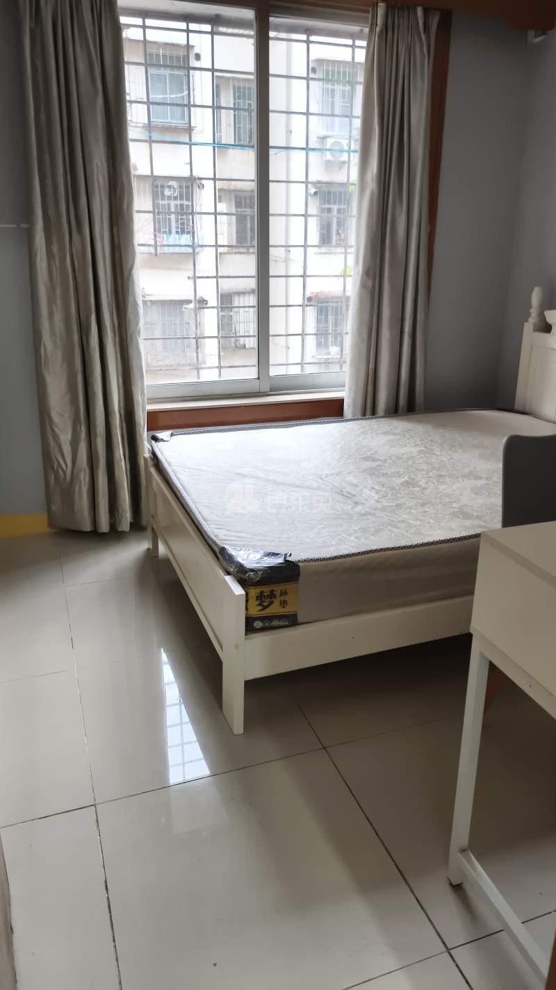 福园小区2172502卧室图0