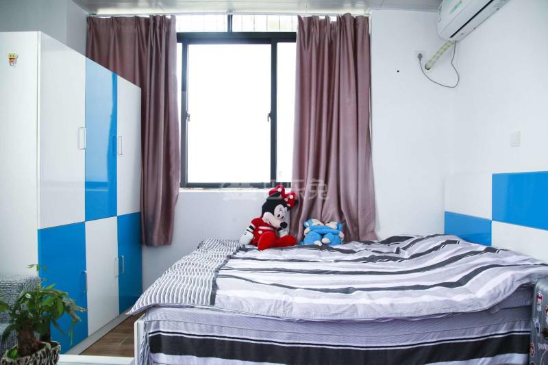 粤鹏湾（丽湖店）2238540卧室图4