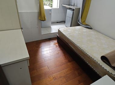 后海第三统建楼 