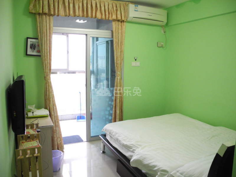 至尊寓2252250卧室图0