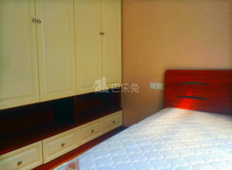 漫领域单身公寓2285740卧室图2