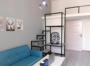 箐寓青年社区 1室0厅1卫