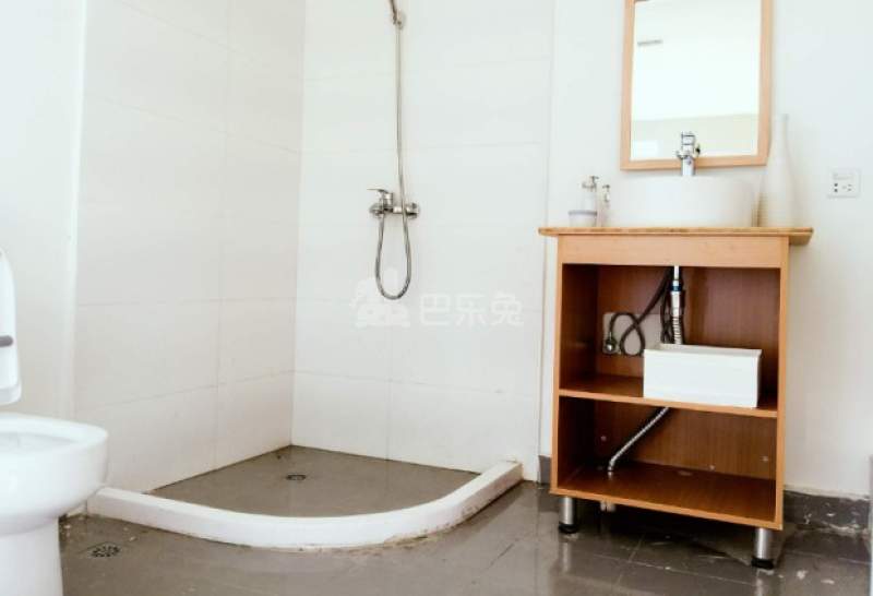 优派公寓（郁金香路店）2292945卫生间图4