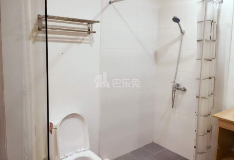 优派公寓（郁金香路店）2292945卫生间图5