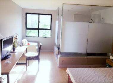 优派公寓（郁金香路店） 1室0厅1卫