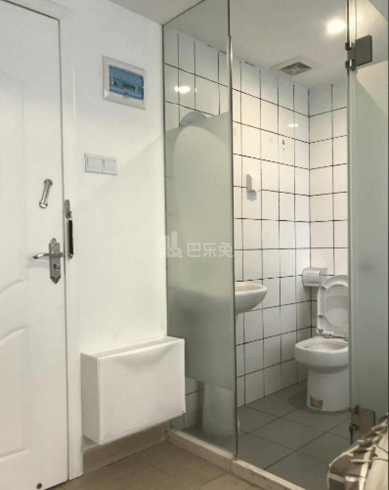 爱回家公寓2301004卫生间图2