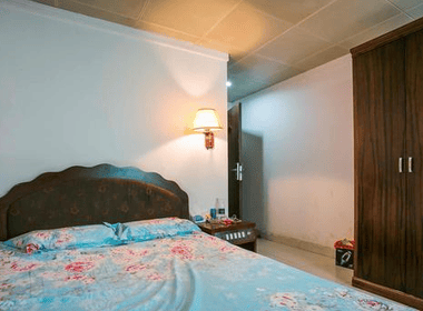 商务万众公寓 1室0厅1卫