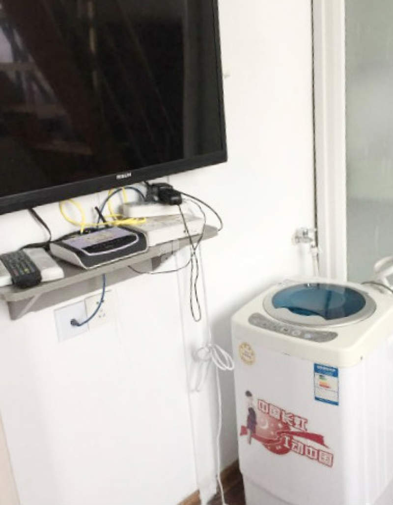 百米阳光单身公寓（大明路店）2302564卫生间图5